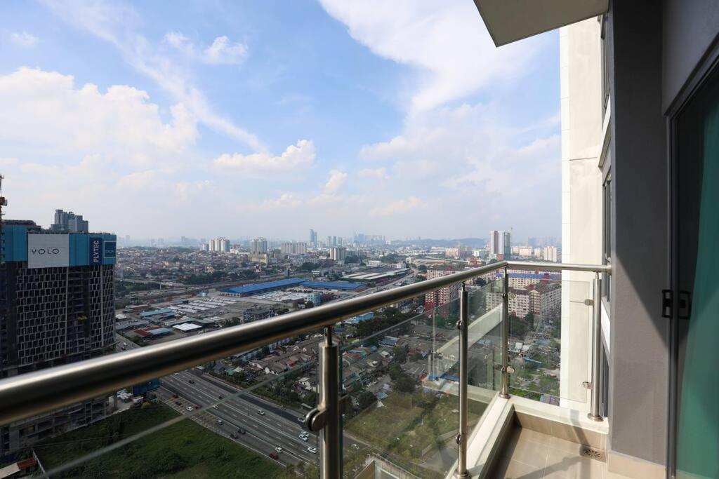 Elegant Homes 9pax 5bed Sunway Pyramid-lagoon 2 Car Park *