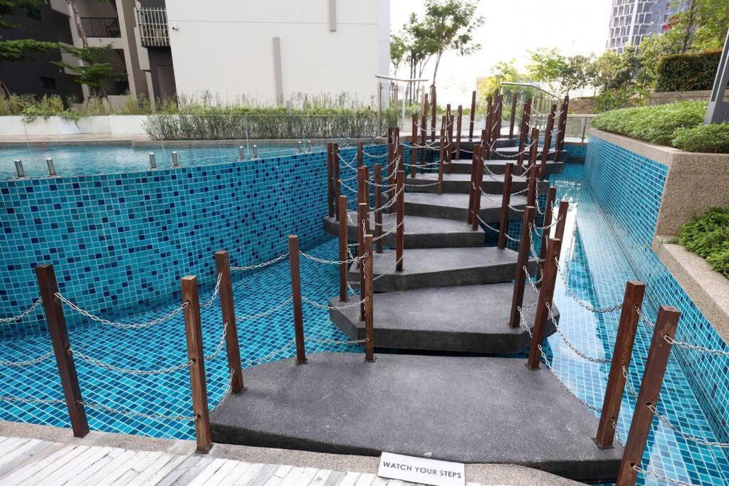 Apartment Elegant Homes 9pax 5bed Sunway Pyramid-lagoon 2 Car Park Petaling Jaya