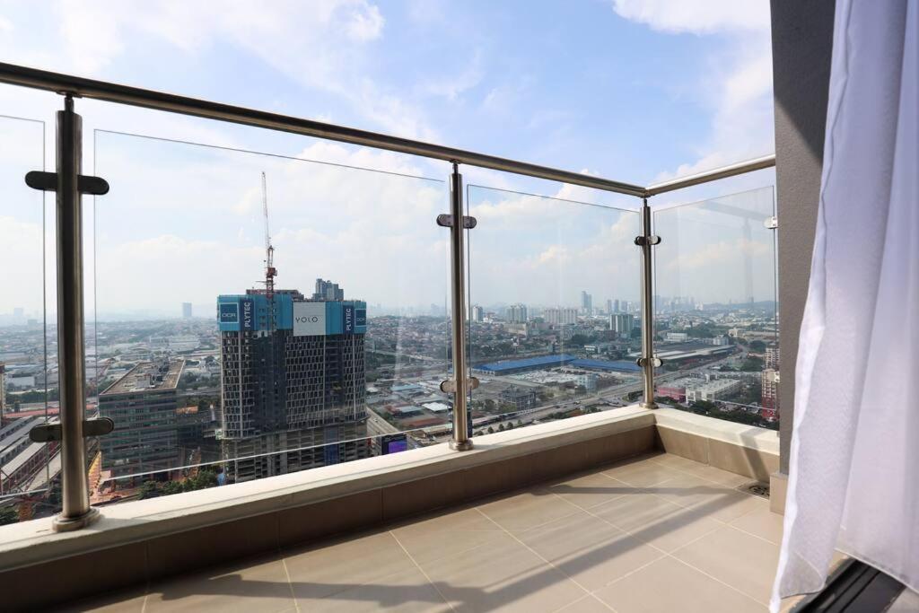 Elegant Homes 9pax 5bed Sunway Pyramid-lagoon 2 Car Park