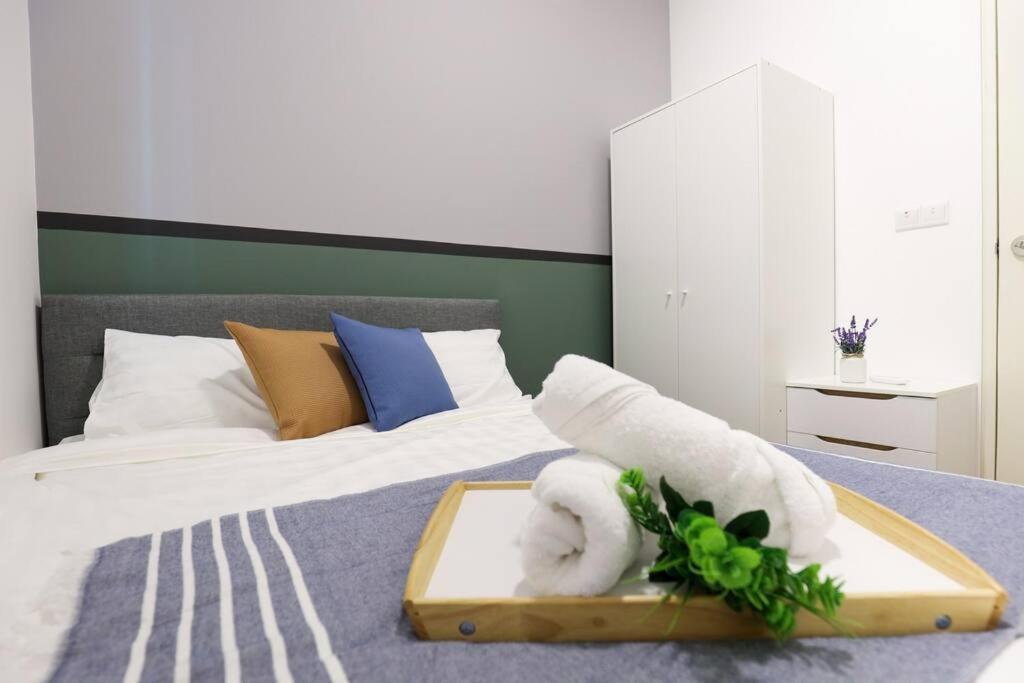 Apartment Elegant Homes 9pax 5bed Sunway Pyramid-lagoon 2 Car Park Petaling Jaya